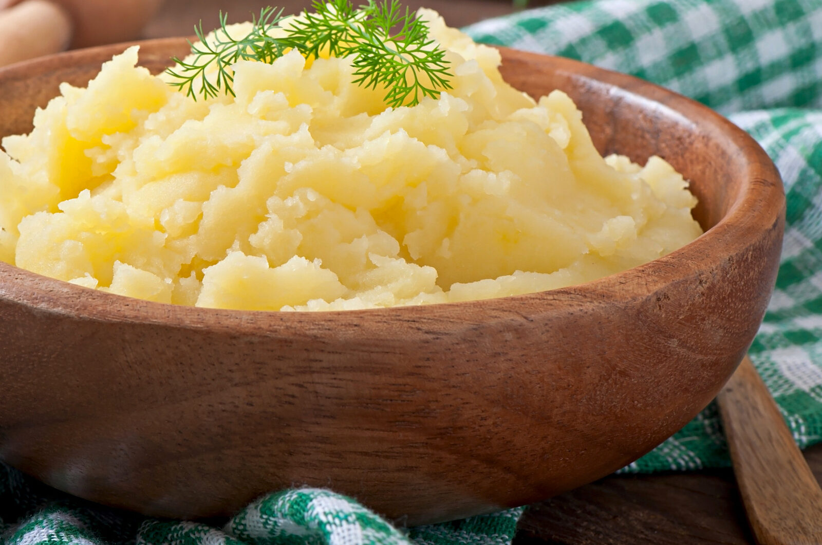 Oh So Creamy & Easy Mashed Potatoes