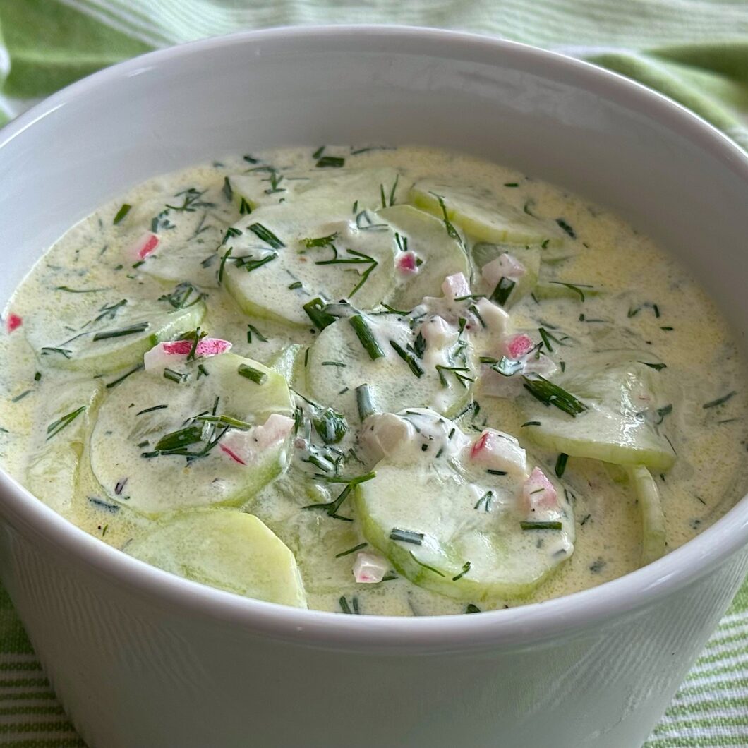 Tangy German Cucumber Salad (Gurkensalat)