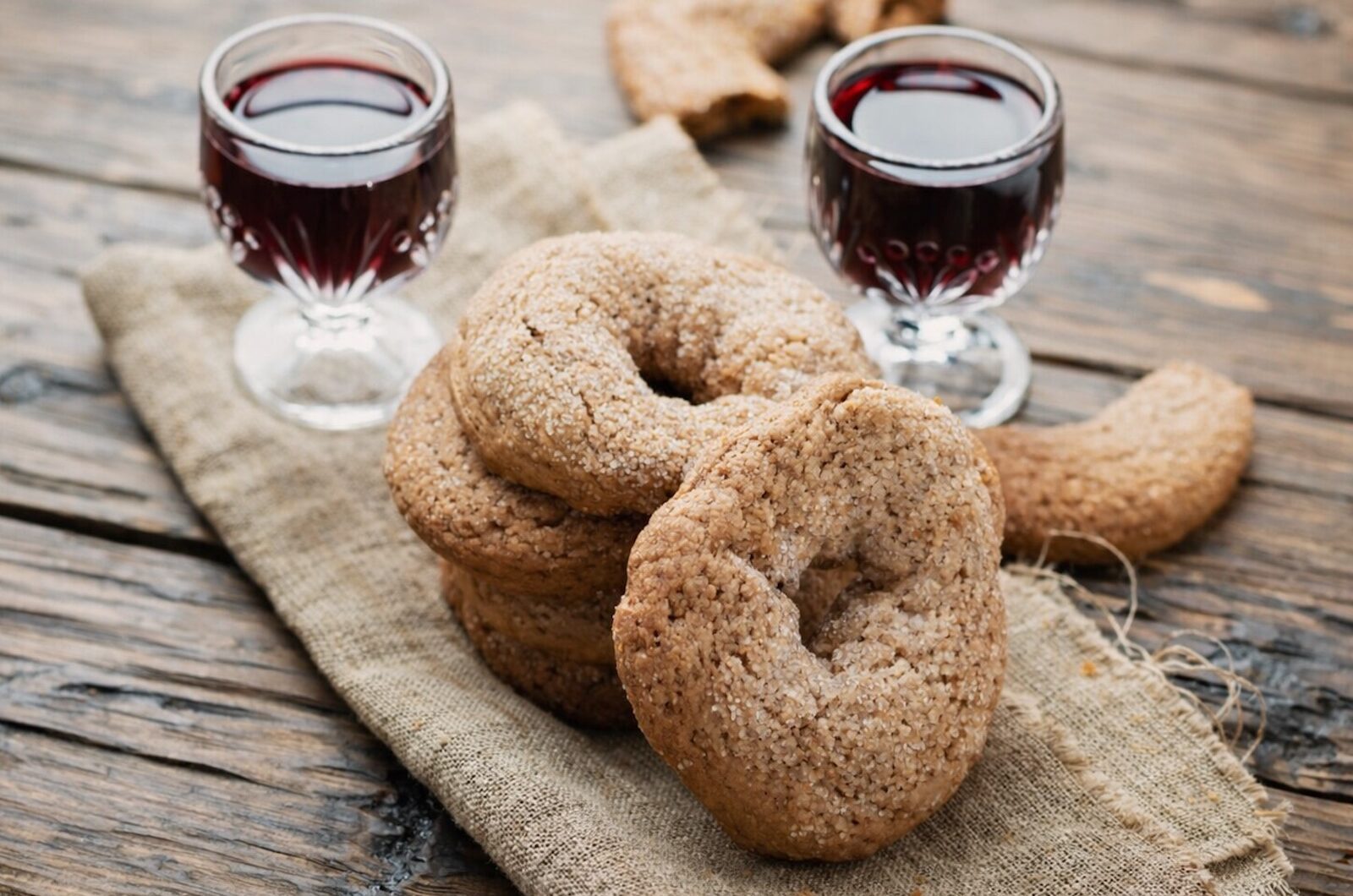 Italian Red Wine Cookies (Ciambelline al Vino)